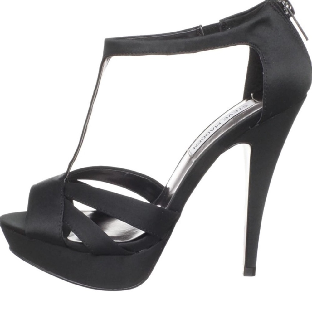 Beautiful Steve Madden Satin Heels